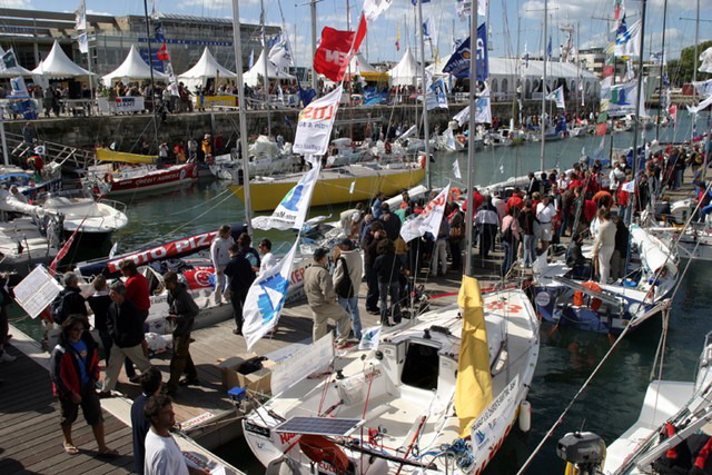 Pontons avant le départ